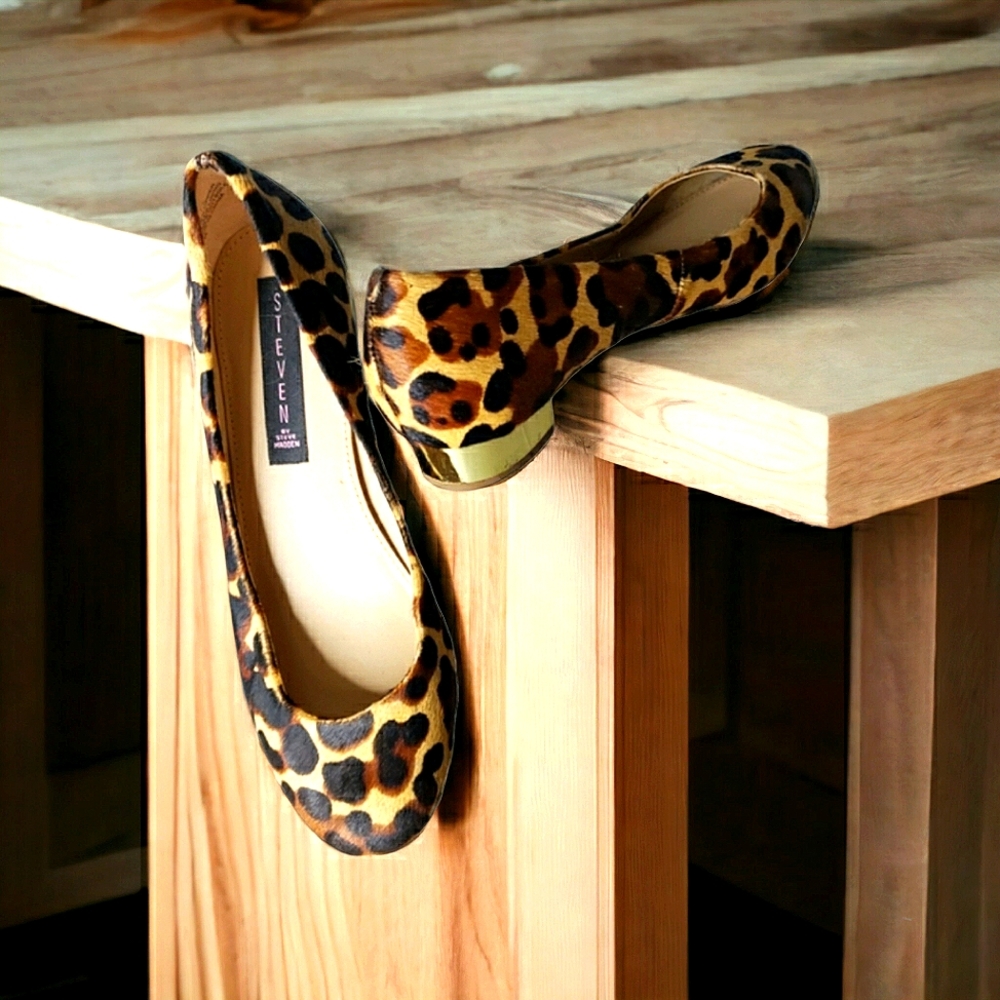Steven Paigge Leopard Calfskin Flats Gold Heel  Animal Mob Wife Leather Size 7.5